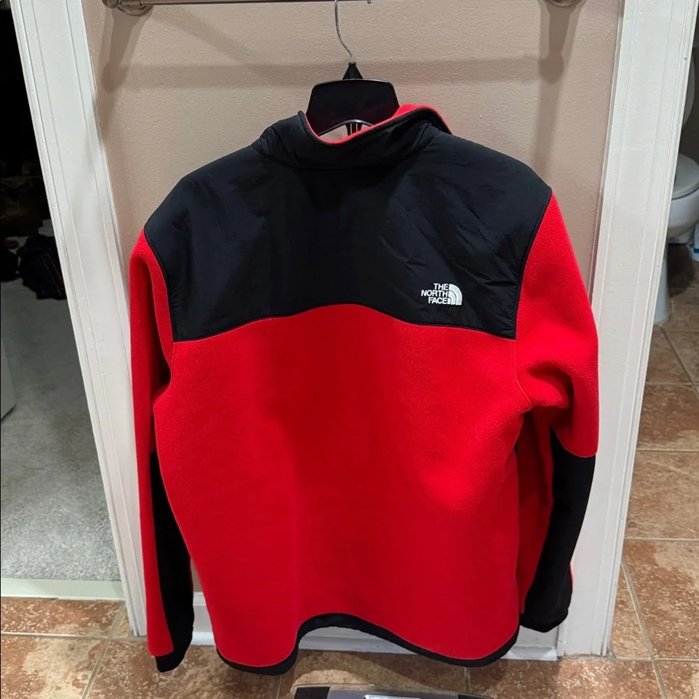 The North Face Bold Red and Black Fleece Jacket - Picture 3 of 3